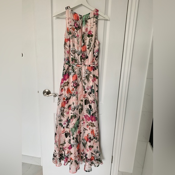 Banana Republic Floral Dress - Picture 2 of 7
